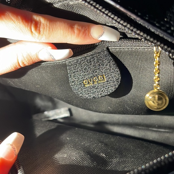 Gucci Vintage GG Crossbody Bag - Picture 3 of 4